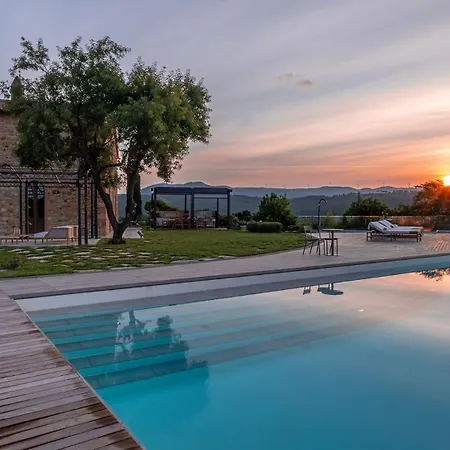 Villa Tuscan With Bespoke Experiences *