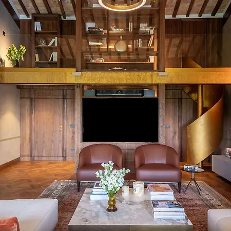 Tuscan With Bespoke Experiences *