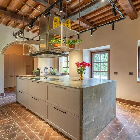 Tuscan With Bespoke Experiences * Riparbella