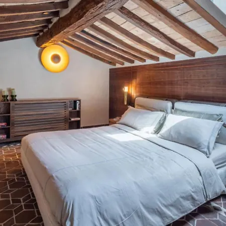 Villa Tuscan With Bespoke Experiences