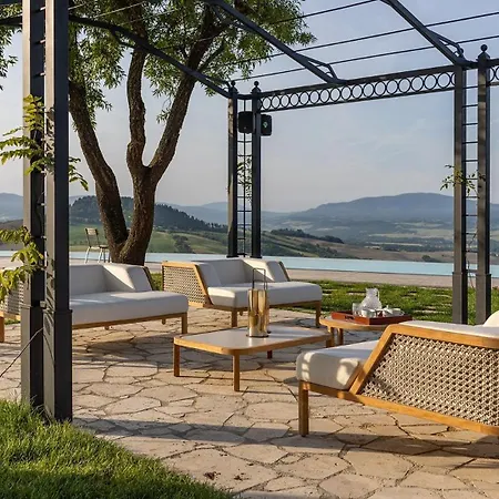 Tuscan With Bespoke Experiences Villa *